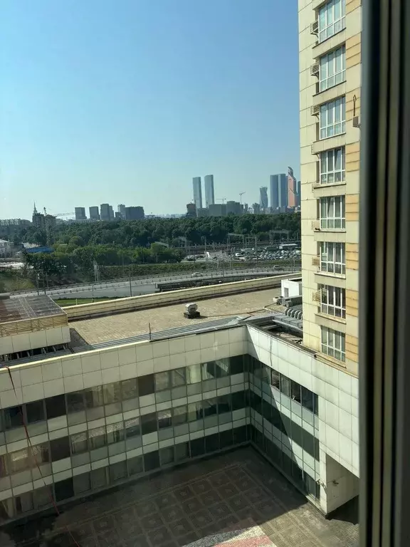 Продаётся 1-к квартира, 56 м - Фото 0