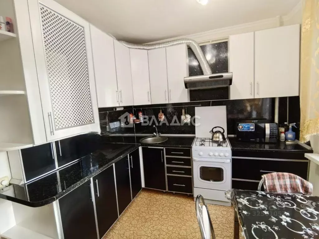 3-к кв. Белгородская область, Белгород Почтовая ул., 50 (66.9 м) - Фото 1