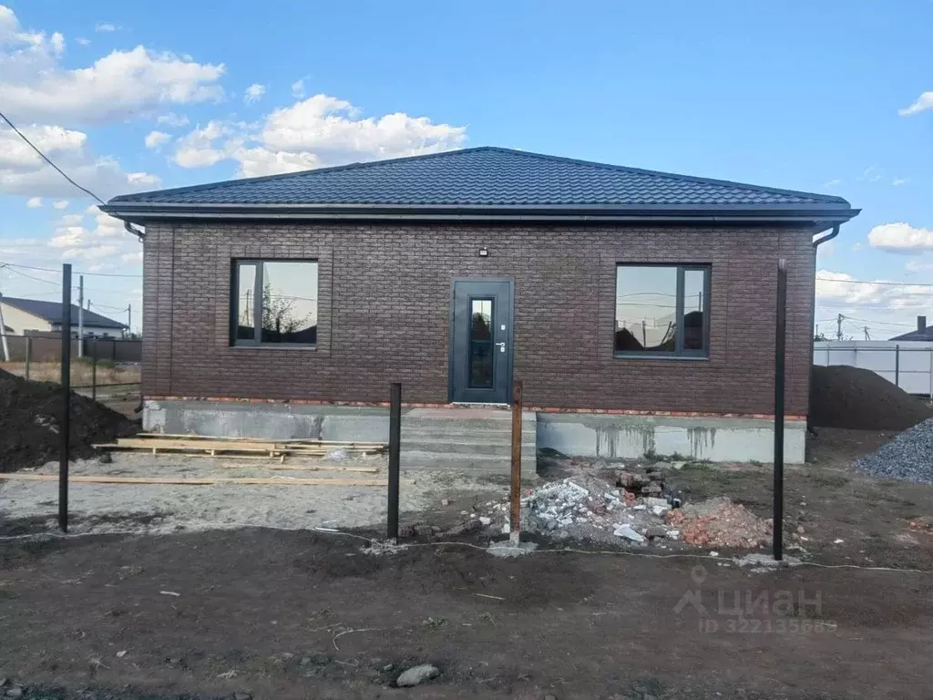 Дом в Ростовская область, Азовский район, с. Кулешовка  (110 м) - Фото 1