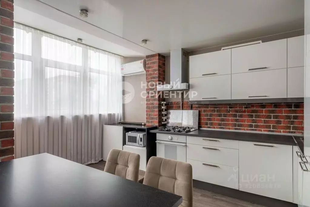 1-к кв. Свердловская область, Екатеринбург ул. Викулова, 32А (40.2 м) - Фото 1