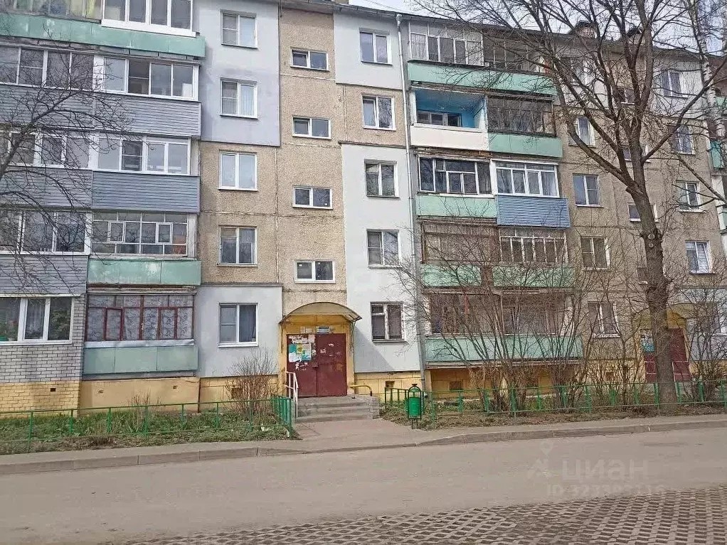 3-к кв. Ярославская область, Тутаев ул. Моторостроителей, 47 (67.0 м) - Фото 2