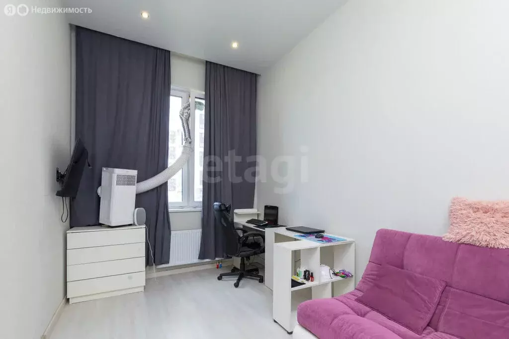 1-комнатная квартира: Тюмень, улица Вице-адмирала Воронцова, 1 (31 м) - Фото 1