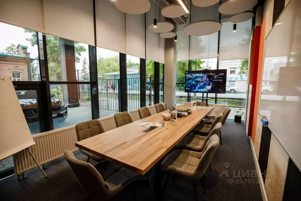 Офис в Свердловская область, Екатеринбург ул. Декабристов, 69 (0 м) - Фото 2