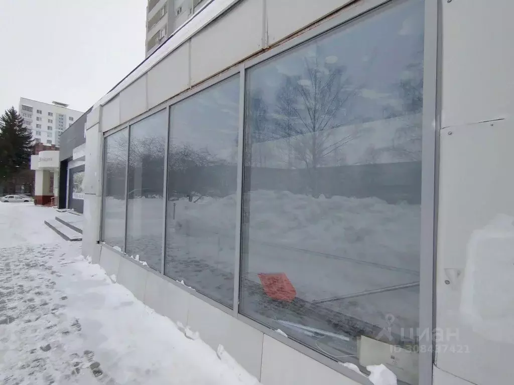 Помещение свободного назначения в Татарстан, Набережные Челны просп. ... - Фото 2