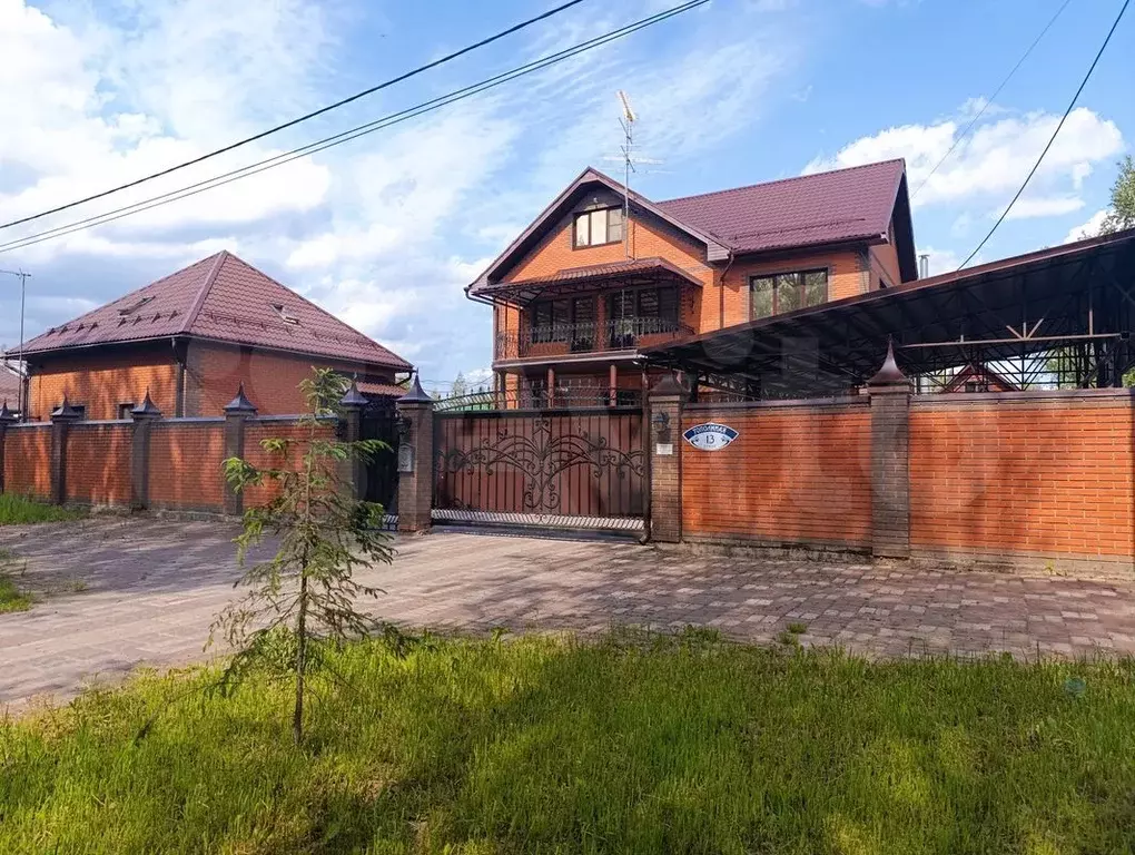 Дом 450 м на участке 12 сот. - Фото 0