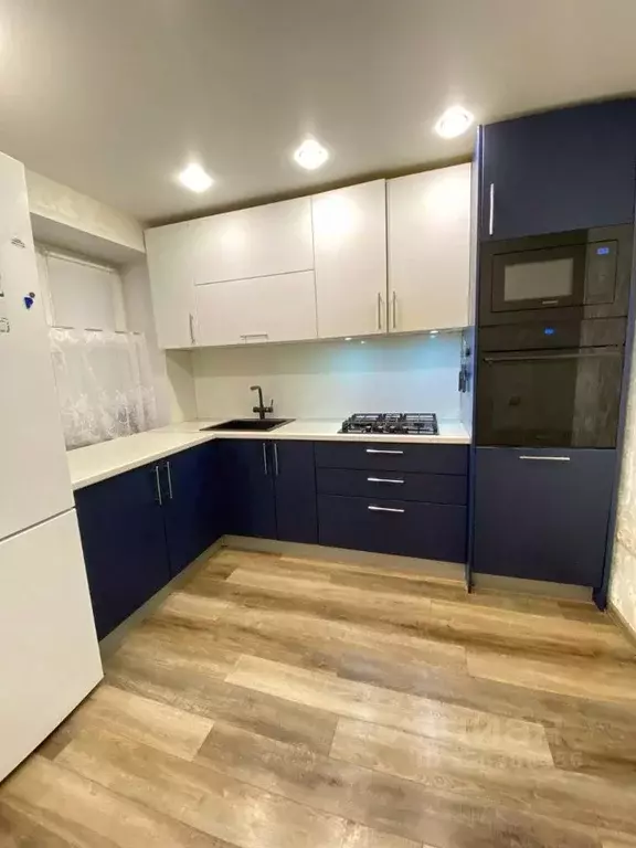 3-к кв. Самарская область, Самара Ново-Садовая ул., 42 (69.2 м) - Фото 1