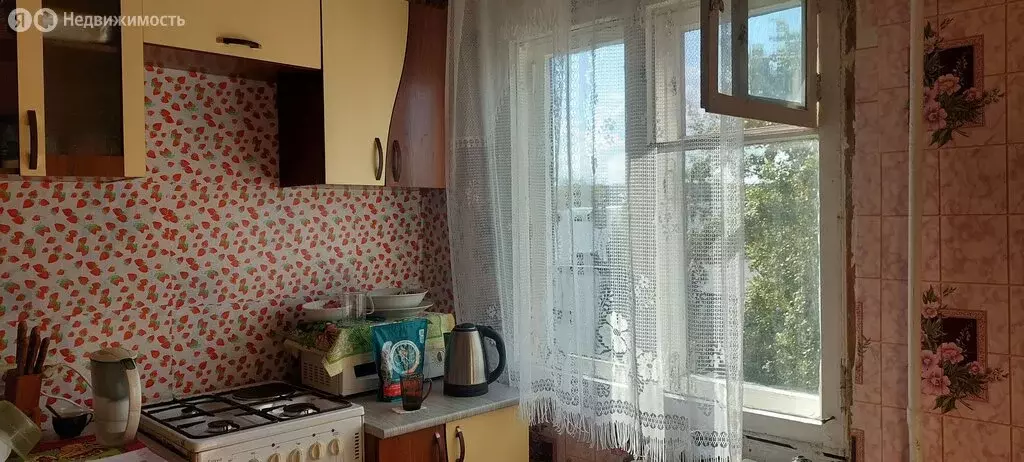 3-комнатная квартира: Кедровый, улица Мира, 1 (53.5 м) - Фото 2