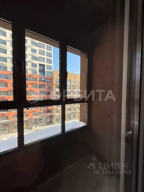 1-к кв. Тюменская область, Тюмень ул. Разведчика Кузнецова, 9 (35.0 м) - Фото 2