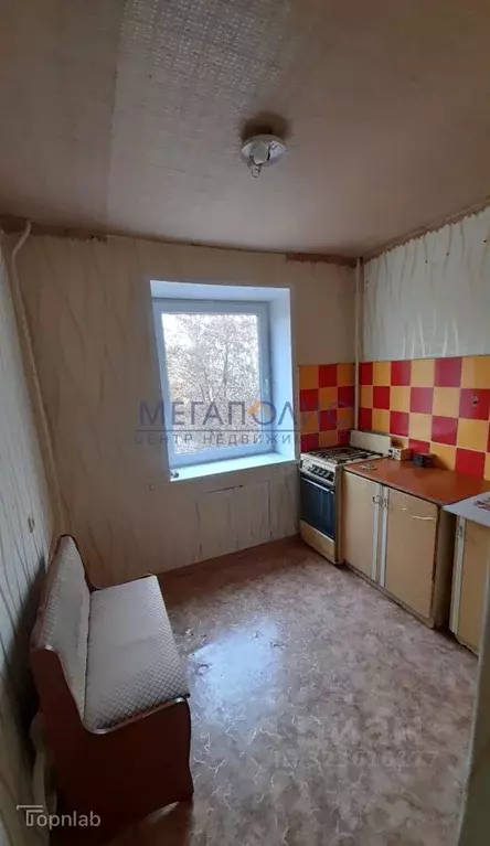 1-к кв. Саратовская область, Балаково Трнавская ул., 5 (30.9 м) - Фото 2