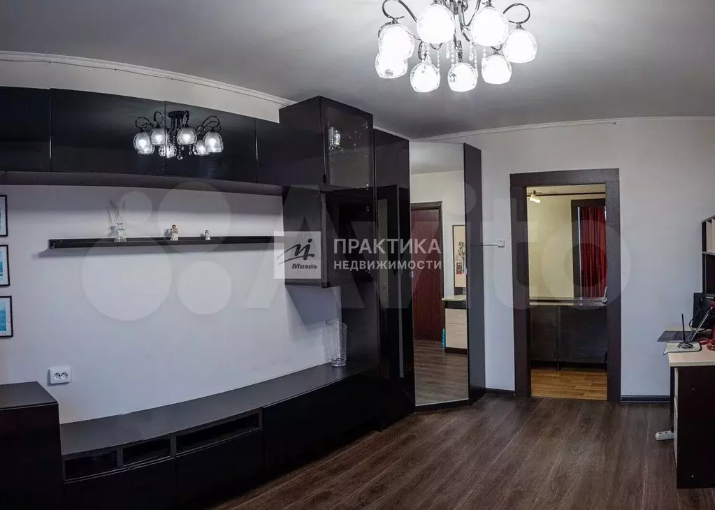 3-к. квартира, 50,5 м, 8/9 эт. - Фото 1