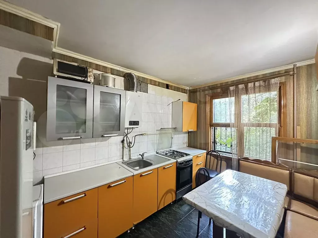 3-к. квартира, 64 м, 2/5 эт. - Фото 0