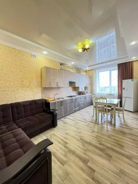 1-к. квартира, 60 м, 6/9 эт. - Фото 0