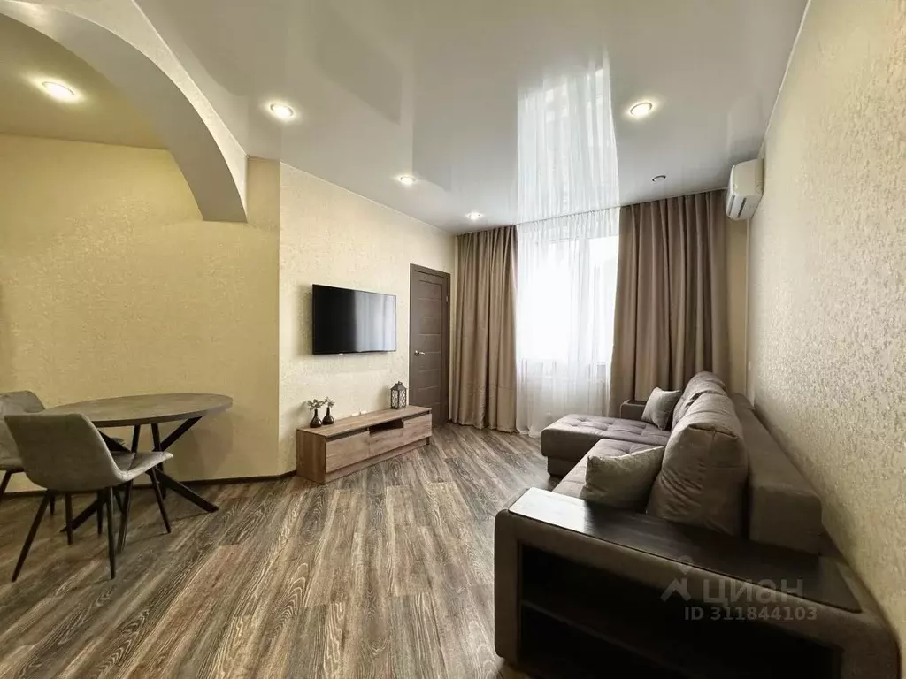 2-к кв. Саратовская область, Саратов ул. Имени Н.Г. Чернышевского, ... - Фото 1