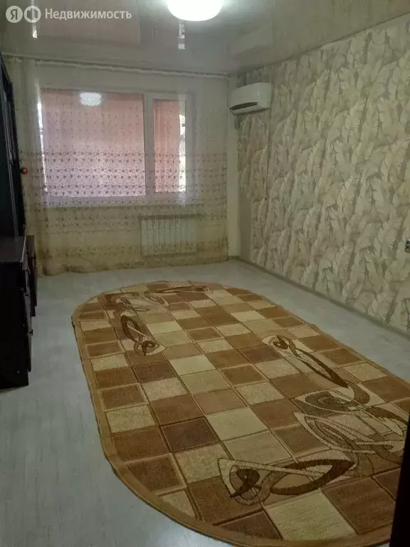 1-комнатная квартира: Нариманов, Астраханская улица, 3 (39.2 м) - Фото 1