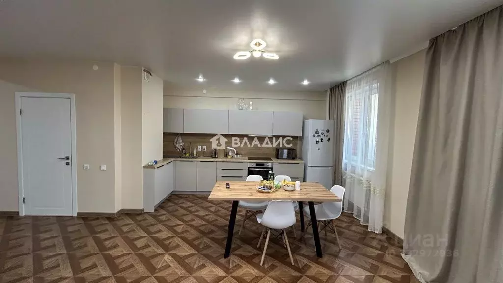 2-к кв. Бурятия, Улан-Удэ 142-й мкр, 10 (64.9 м) - Фото 2