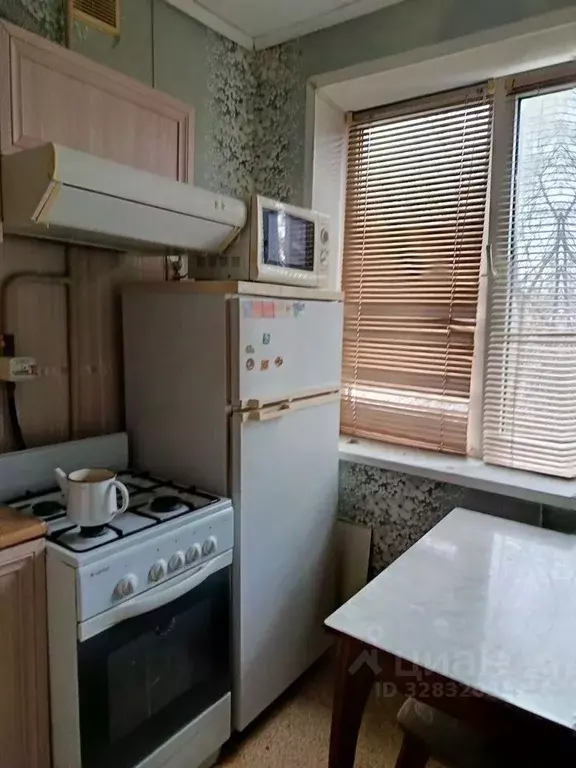 3-к кв. Курская область, Курск Курского завода тракторных запчастей ... - Фото 2