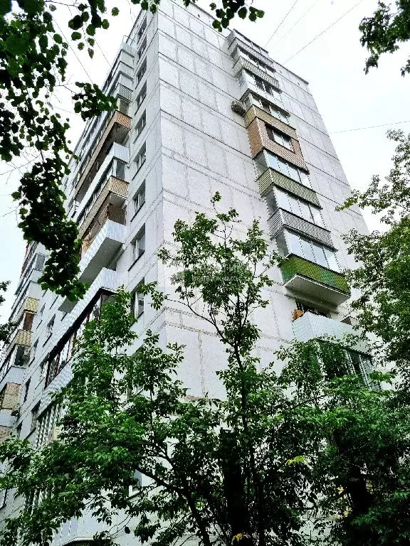 Продается 3-комнатная квартира - Фото 1