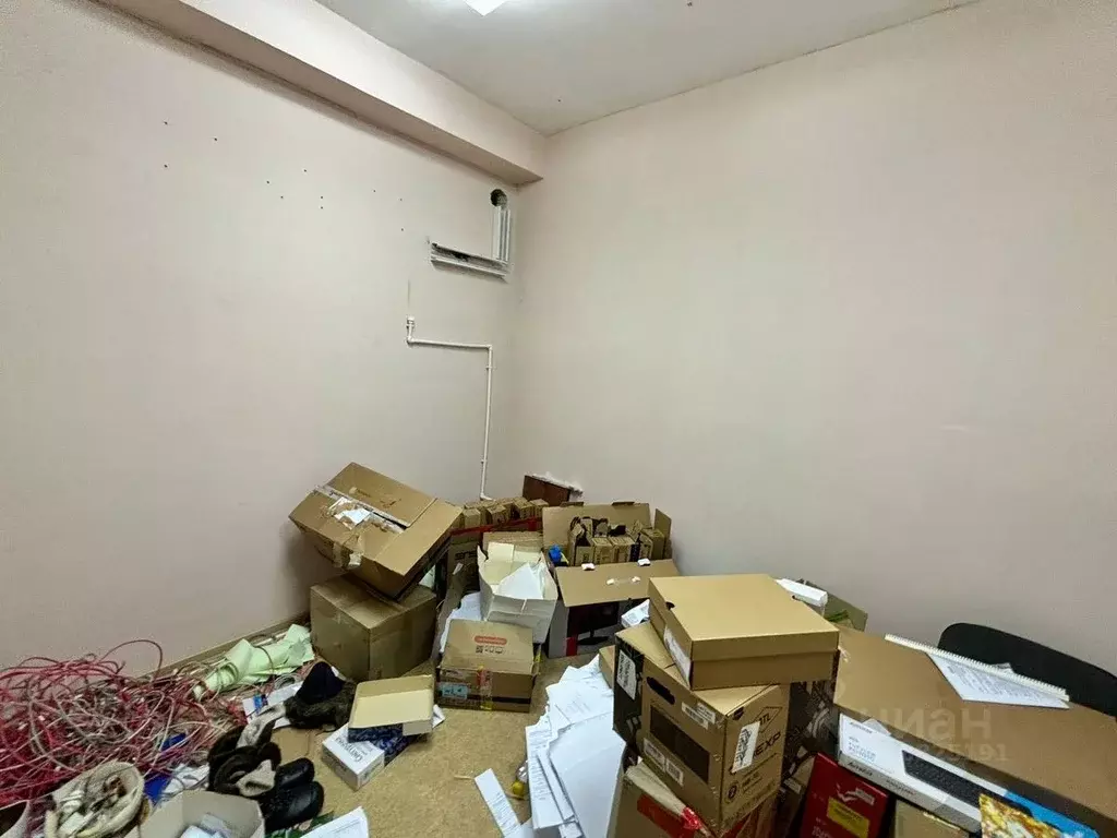 Помещение свободного назначения в Саха (Якутия), Нерюнгри ул. ... - Фото 1