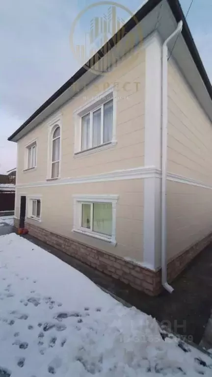 Дом в Ставропольский край, Ессентуки Луговой пер., 2 (180 м) - Фото 1