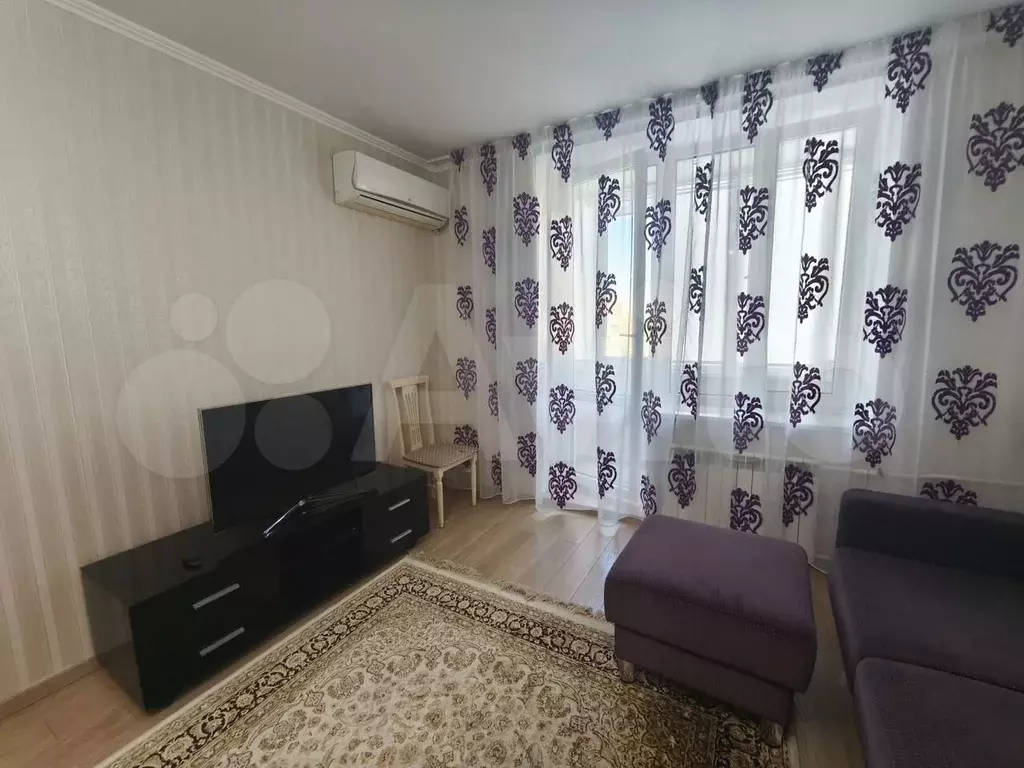 2-к. квартира, 54 м, 8/8 эт. - Фото 1