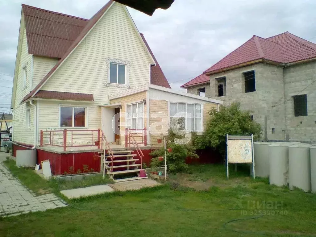 Дом в Саха (Якутия), Якутск ул. Н.Е. Мординова, 26 (240 м) - Фото 1