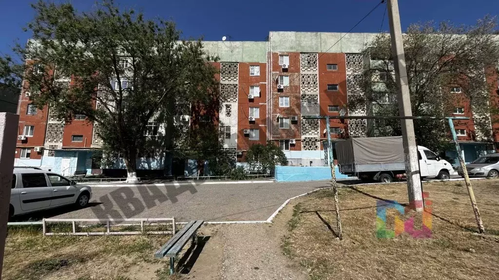 1-к кв. Калмыкия, Элиста 1-й мкр, 3 (38.3 м) - Фото 0