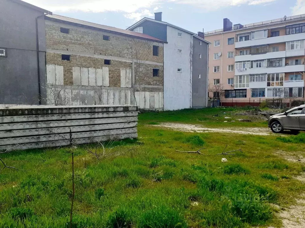 Участок в Крым, Феодосия бул. Старшинова, 8 (9.0 сот.) - Фото 1