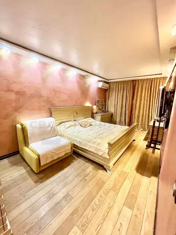 2-к кв. Свердловская область, Екатеринбург ул. Токарей, 68 (62.0 м) - Фото 1