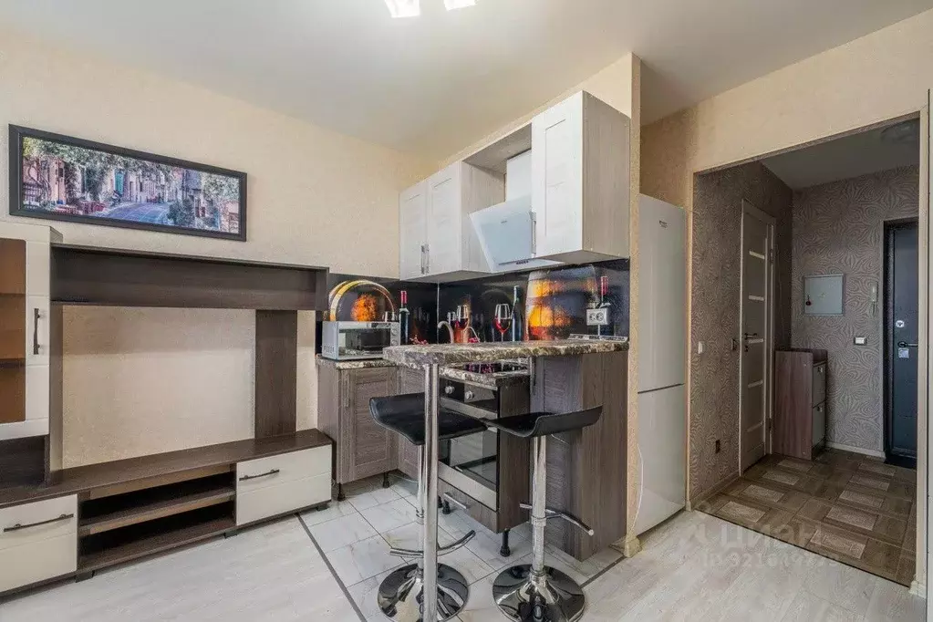 Студия Свердловская область, Екатеринбург ул. Рощинская, 21к1 (21.0 м) - Фото 0