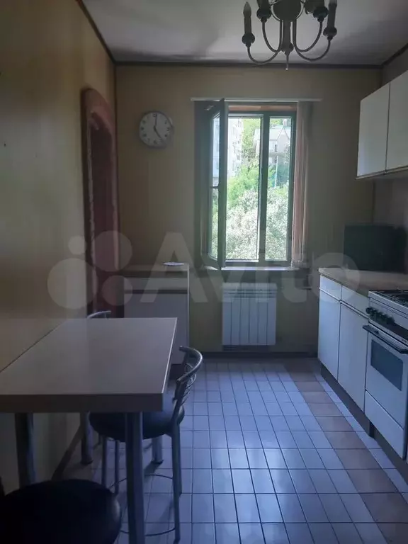 2-к. квартира, 60 м, 2/7 эт. - Фото 0