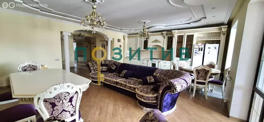 3-комнатная квартира: Пятигорск, Бештаугорская улица, 33 (160 м) - Фото 1