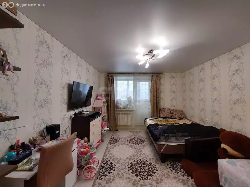 1-комнатная квартира: Котлас, улица 70 лет Октября, 32 (52 м) - Фото 2