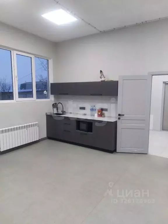 Помещение свободного назначения в Крым, Ялта ул. Дарсановская, 3 (48 ... - Фото 1