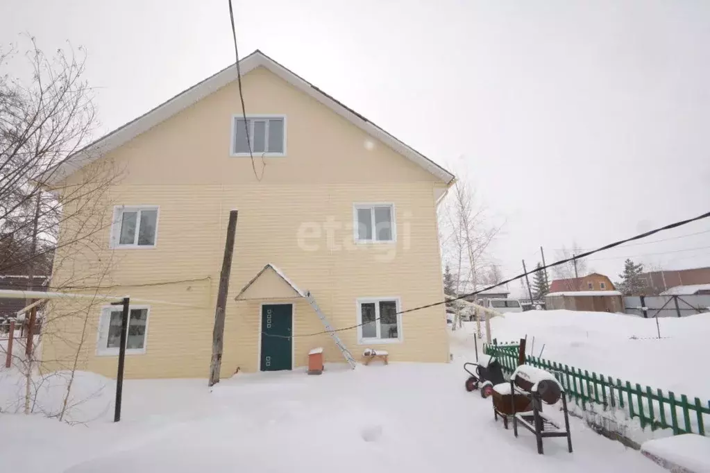 Дом в Саха (Якутия), Якутск Покровское шоссе, 7-й км (416 м) - Фото 1