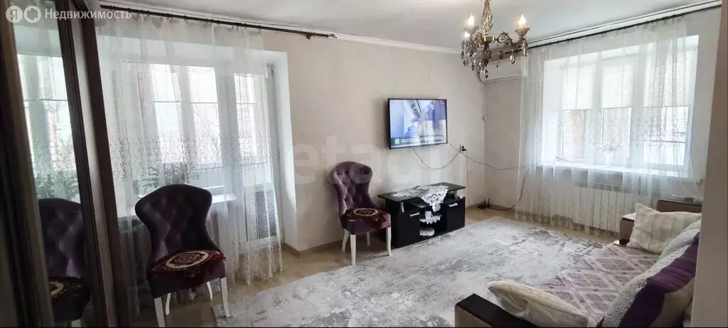 1-комнатная квартира: Махачкала, улица Магомета Гаджиева, 200 (35 м) - Фото 1