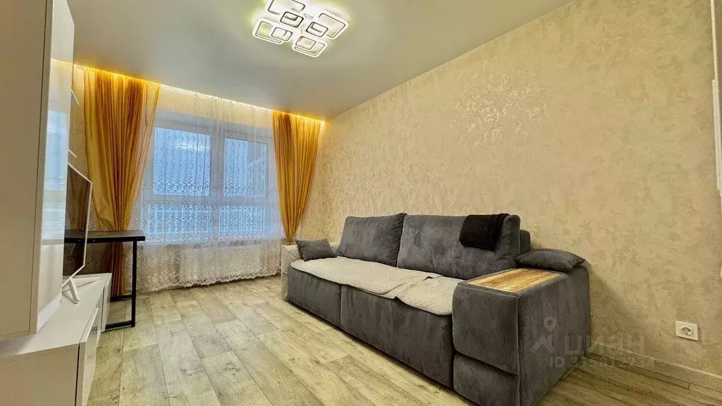 2-к кв. Татарстан, Казань ул. Азата Аббасова, 23 (55.0 м) - Фото 1