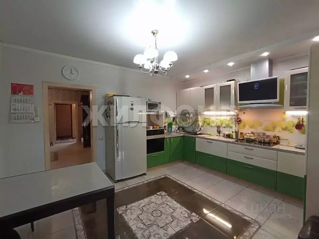 Дом в Хакасия, Абакан ул. Владимира Высоцкого (238 м) - Фото 0