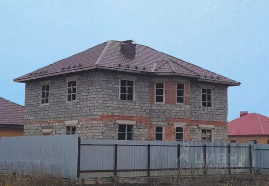 Дом в Оренбургская область, Оренбургский район, с. Ивановка ул. ... - Фото 1