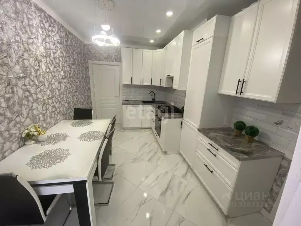 2-к кв. Калининградская область, Гурьевск Крайняя ул., 9А (65.0 м) - Фото 0