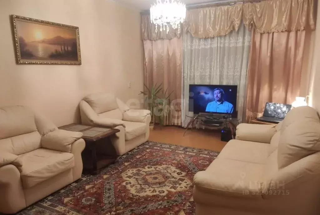 3-к кв. Воронежская область, Воронеж ул. Хользунова, 96 (77.0 м) - Фото 0