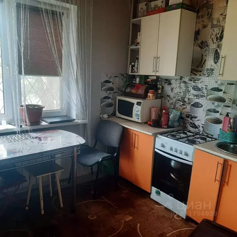 1-к кв. Саратовская область, Саратов ул. Имени К.Г. Уфимцева, 6к3 ... - Фото 0