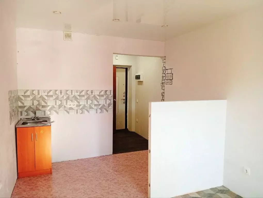 Студия Иркутская область, Иркутск ул. 4-я Железнодорожная, 57 (20.0 м) - Фото 1