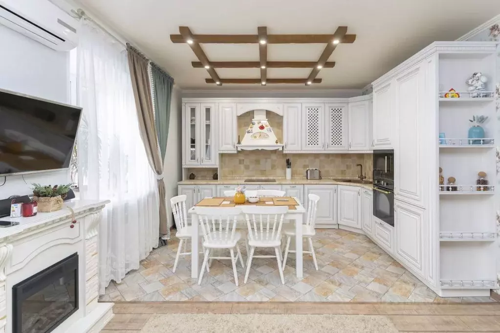 2-к кв. Тюменская область, Тюмень ул. Суходольская, 12 (80.9 м) - Фото 1