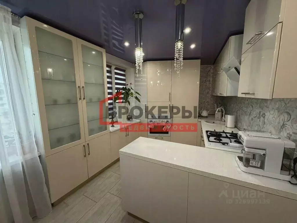 3-к кв. Севастополь ул. Бориса Михайлова, 19 (68.0 м) - Фото 1