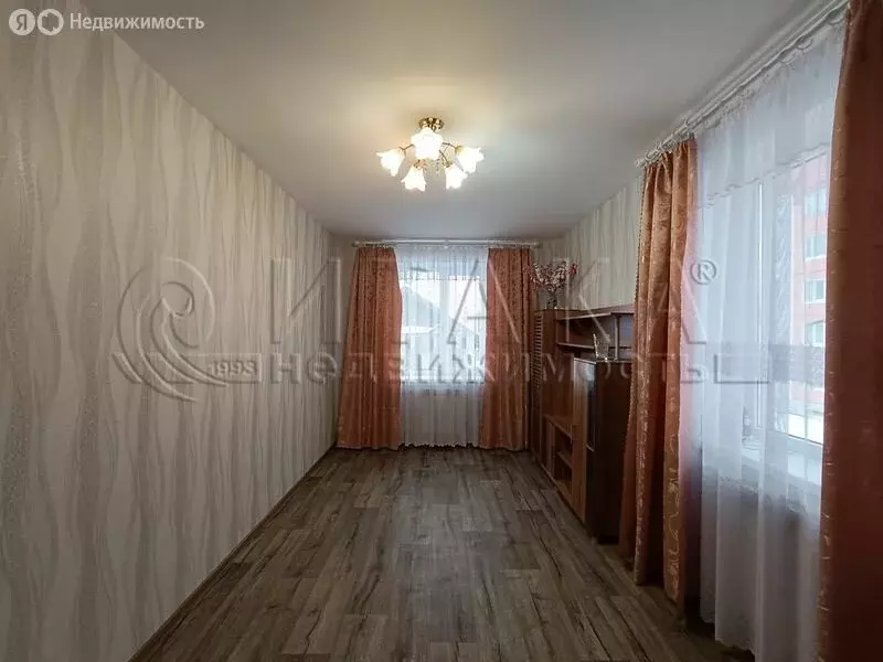 3-комнатная квартира: Лодейное Поле, улица Володарского, 15 (58.3 м) - Фото 1