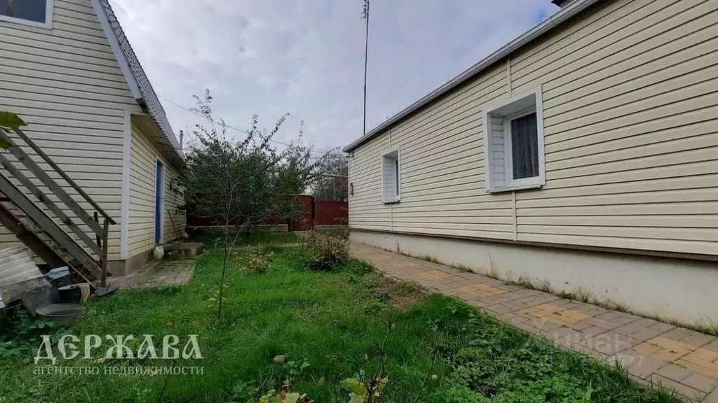 Дом в Белгородская область, Старооскольский городской округ, с. ... - Фото 1