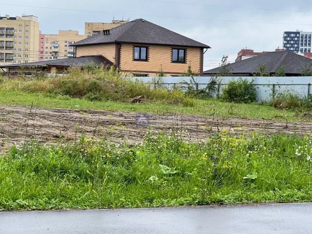 Участок в Тюменская область, Тюмень ул. Угорская, 32 (12.7 сот.) - Фото 0