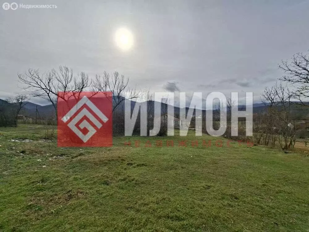 Участок в Белогорский район, село Земляничное (26 м) - Фото 1