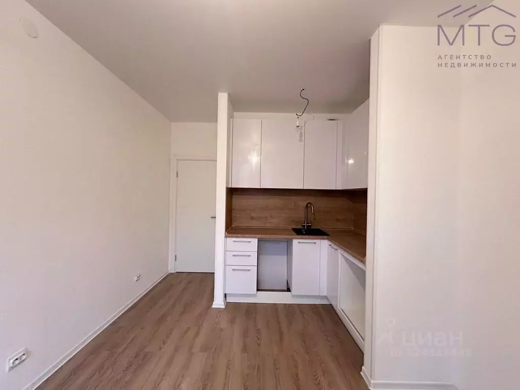 Студия Санкт-Петербург пос. Песочный, Садовая ул., 77 (20.0 м) - Фото 1