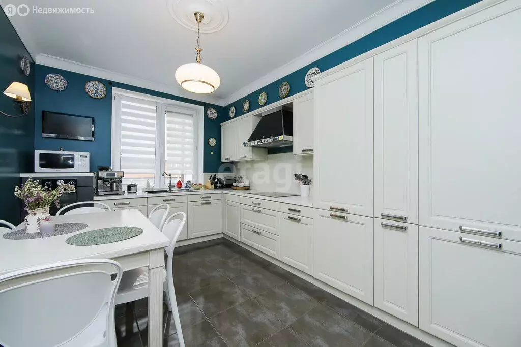 2-комнатная квартира: Калининград, улица Белинского, 44 (65.3 м) - Фото 1